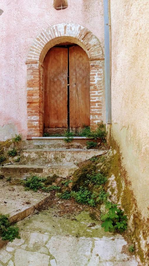 Le Origini Casa In Borgo Tipico Lucano Trivigno Екстериор снимка